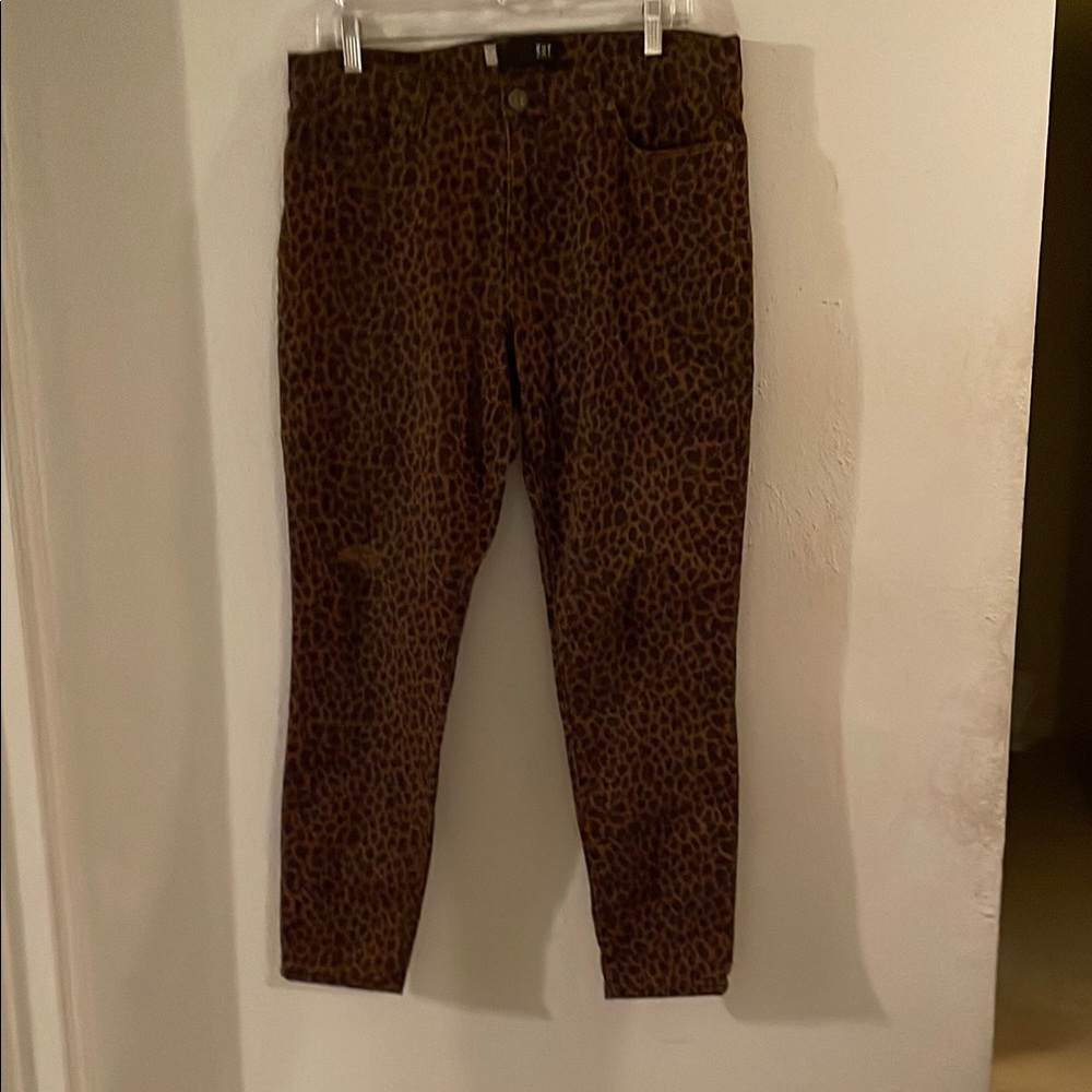 Leopard Print Women’s Kut from the Kloth Jeans